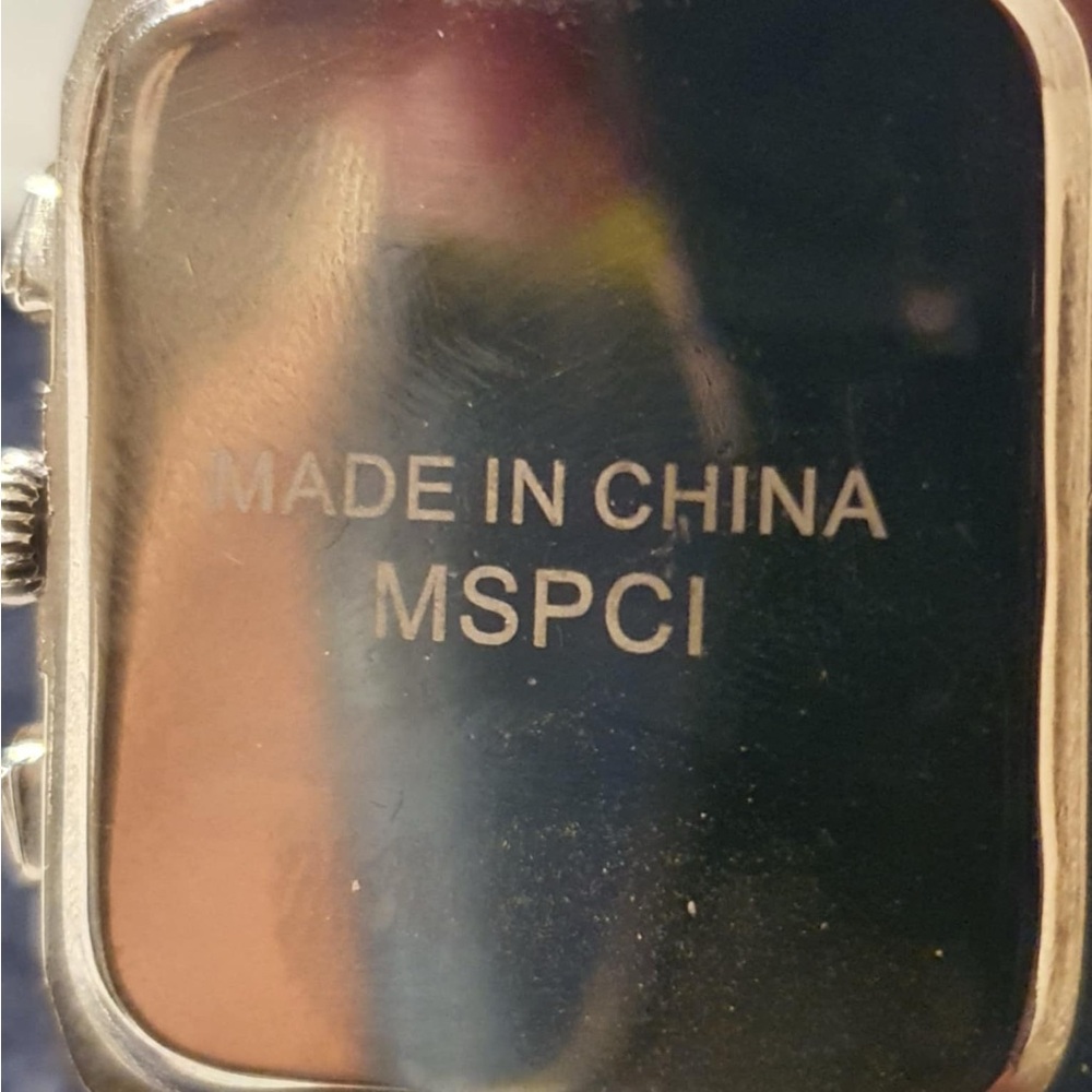 🦋10/$20🦋 MSPCI Silver/Black Silicone Women's Watch - Picture 4 of 4